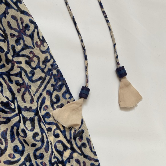 Free People Printed Ruffed Neck-Tie Mini Dress Size XSmall - Picture 3 of 10